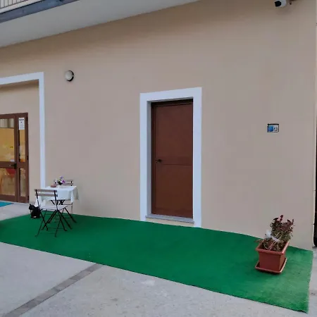 Calabianca Apartment *
